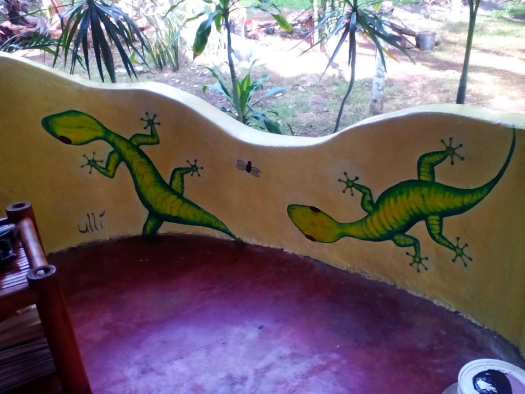 Lennon'S Place Backpacker Hostel Panglao Εξωτερικό φωτογραφία