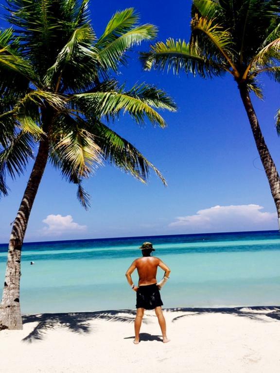 Lennon'S Place Backpacker Hostel Panglao Εξωτερικό φωτογραφία